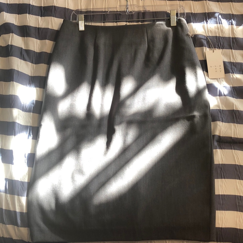 Gray pencil midi skirt
